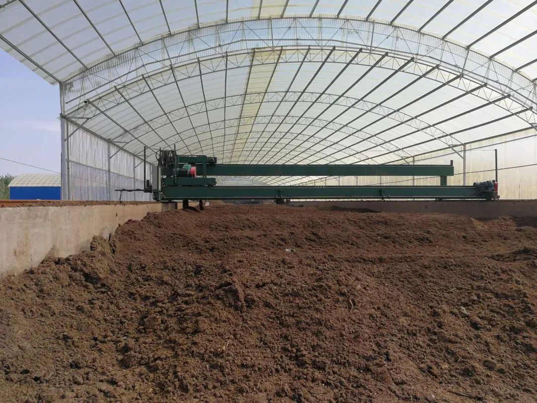 有機肥生產(chǎn)中的大量臭氣，Dejing的凈<a href='/' style='color: blue;' target='_blank'>工業(yè)除臭劑</a>怎樣處理？.jpg