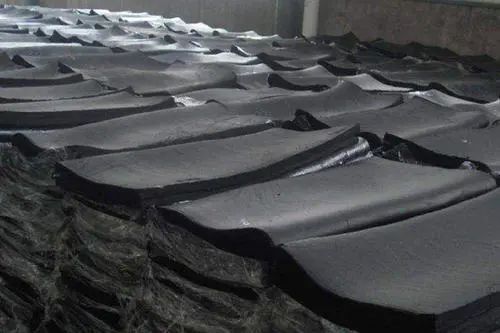 輪胎、膠帶等橡膠工業(yè)刺鼻異味，的凈除臭劑專用配方快速解決！